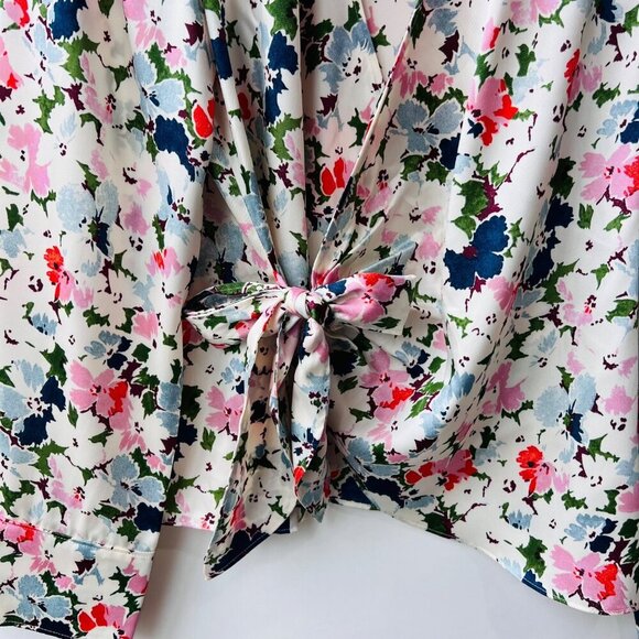 Cinq a sept Rou floral print wrap top , multi color, Size M - Picture 7 of 11